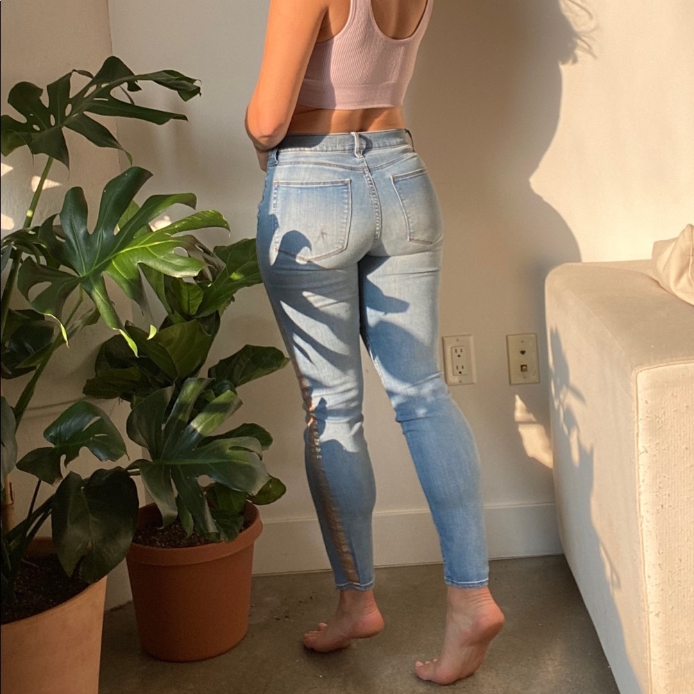 Skinny Jean with metallic accent